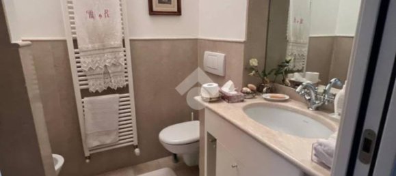 5 bedrooms Penthouse in Perugia, Italy No. 191329 35