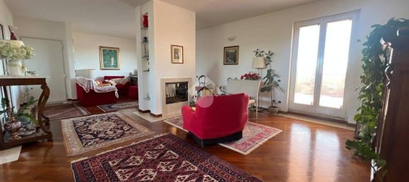 5 bedrooms Penthouse in Perugia, Italy No. 191329 3