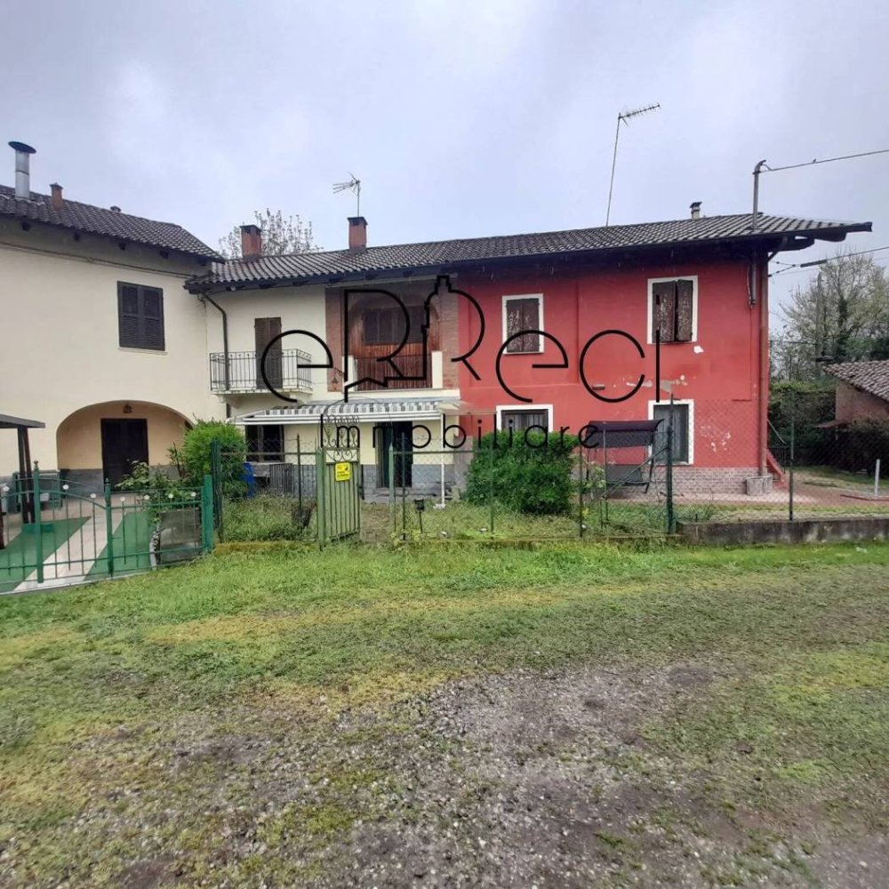4 bedrooms Villa in Cossombrato, Italy No. 356023