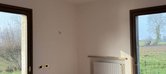 Apartamento de 3 habitaciónes en Borgo Virgilio, Italy No. 227154 5