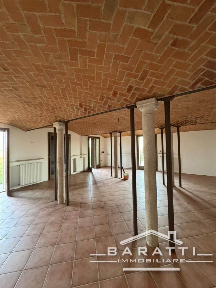 Apartamento de 3 habitaciónes en Borgo Virgilio, Italy No. 227154