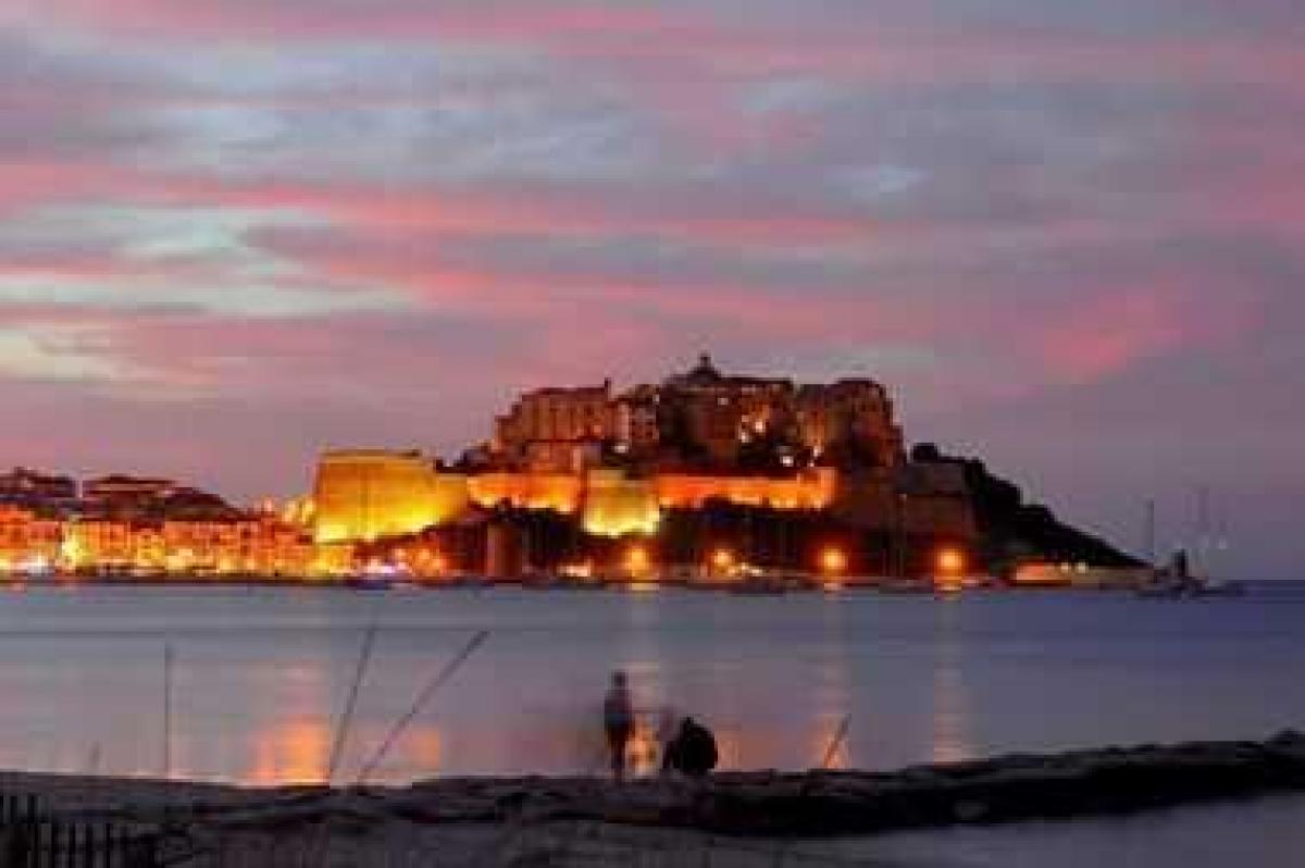 Studio à condo à Calvi, France No. 13279