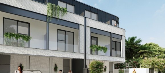 3 bedrooms Townhouse in Dubai Land, UAE No. 121130 2