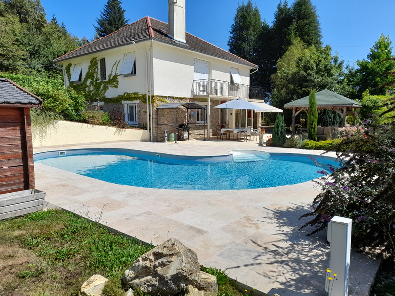 3 bedrooms House in Neuvic, France No. 109289