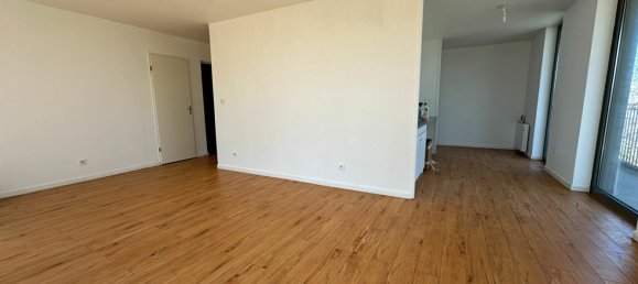 3 bedrooms Apartment in Lille, France No. 61052 3