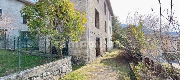 Casa de 5 habitaciónes en Mandello del Lario, Italy No. 88748 25