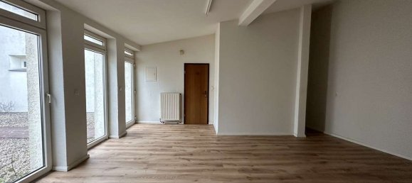 24-salle Bâtiment à Wilhelmshaven, Germany No. 78503 11