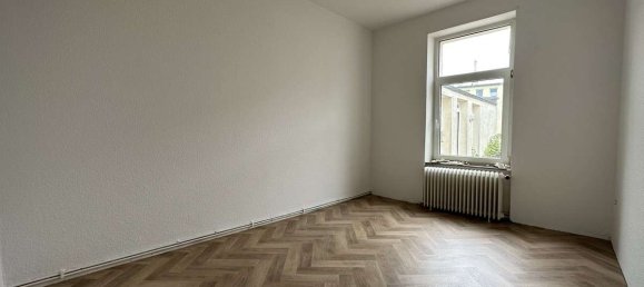 24-salle Bâtiment à Wilhelmshaven, Germany No. 78503 8