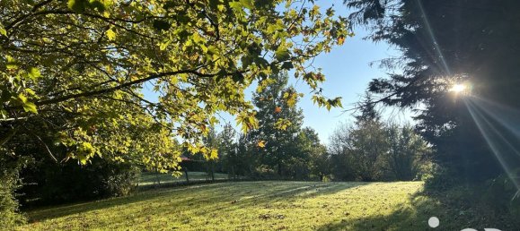 979m² Land in Serpaize, France No. 93896 2