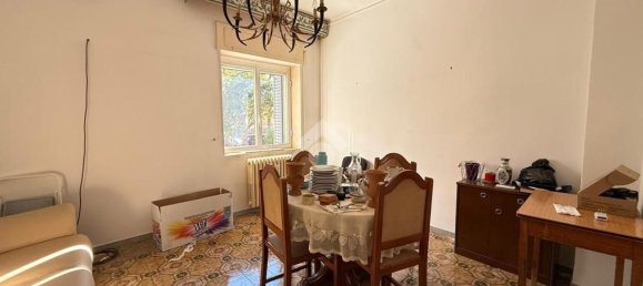 3 bedrooms Apartment in Bari, Italy No. 374592 9