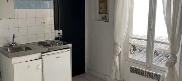 1 bedroom Apartment in Paris, France No. 144934 5