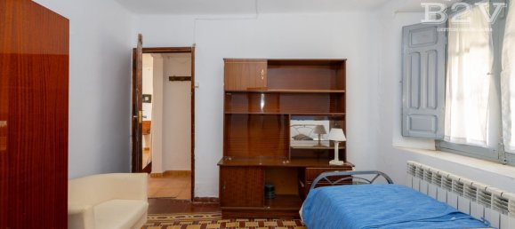 Adosado de 6 dormitorios en Madrid, Spain No. 164680 14