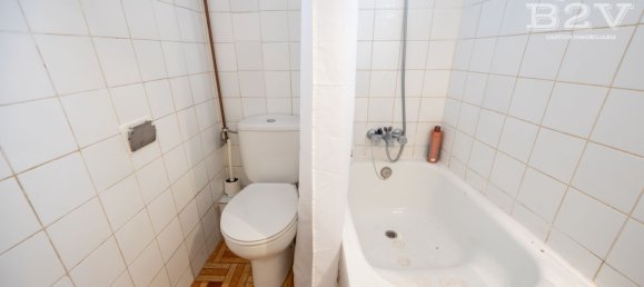 Adosado de 6 dormitorios en Madrid, Spain No. 164680 18