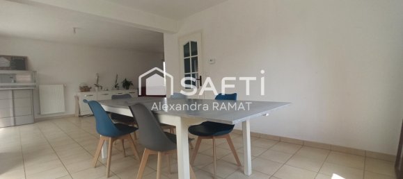 4 bedrooms House in Chelers, France No. 153905 4