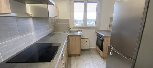 2 chambres Appartement à Montargis, France No. 51493 10