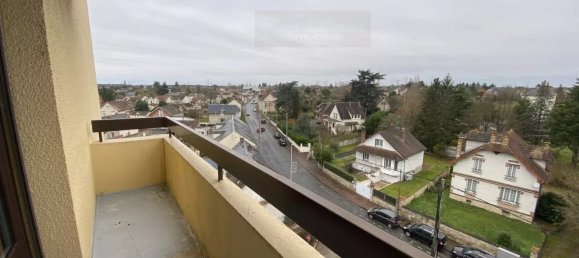 2 chambres Appartement à Montargis, France No. 51493 6