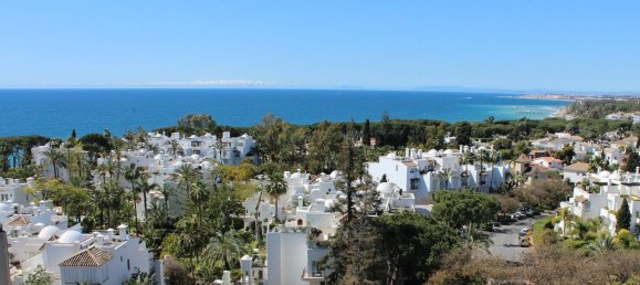 1 bedroom Apartment in Marbella, Spain No. 33428 2