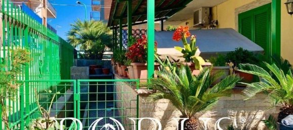 Apartamento de 6 habitaciónes en Castel Volturno, Italy No. 69253 38