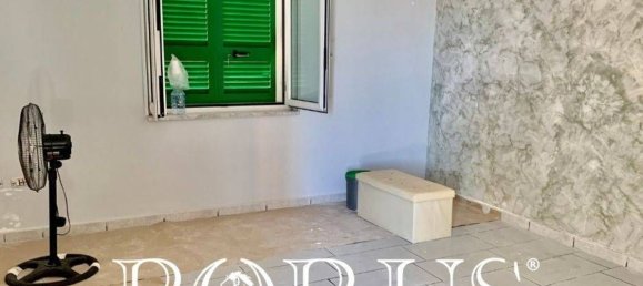 Apartamento de 6 habitaciónes en Castel Volturno, Italy No. 69253 7