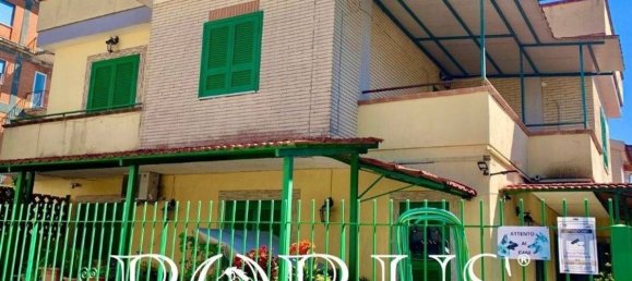 Apartamento de 6 habitaciónes en Castel Volturno, Italy No. 69253 8