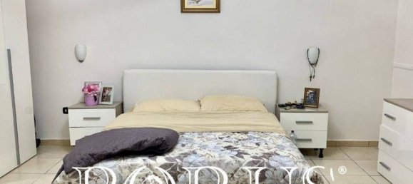 Apartamento de 6 habitaciónes en Castel Volturno, Italy No. 69253 21