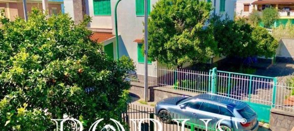 Apartamento de 6 habitaciónes en Castel Volturno, Italy No. 69253 2