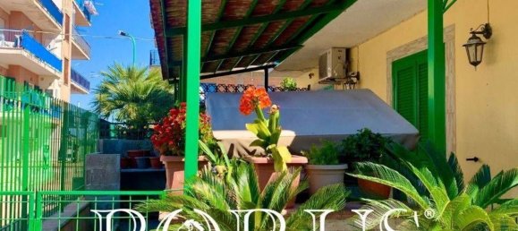 Apartamento de 6 habitaciónes en Castel Volturno, Italy No. 69253 11