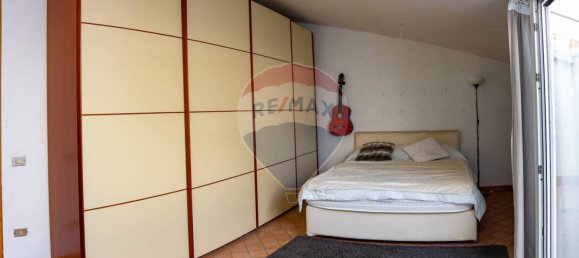 6 bedrooms Penthouse in Naples, Italy No. 69586 14