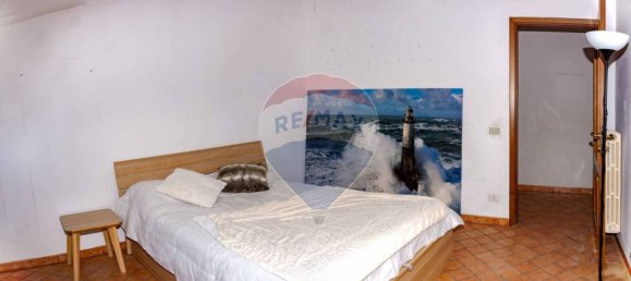 6 bedrooms Penthouse in Naples, Italy No. 69586 12