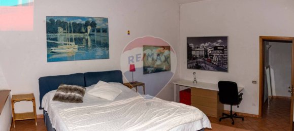 6 bedrooms Penthouse in Naples, Italy No. 69586 16