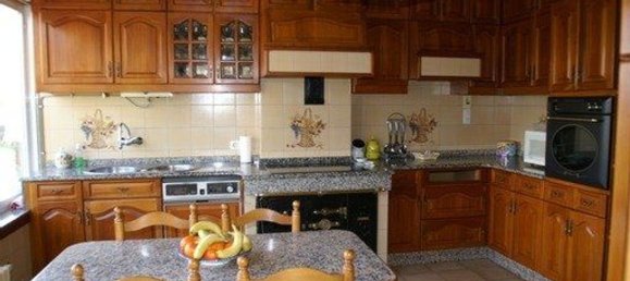 Casa de 7 dormitorios en Bergondo, Spain No. 55678 16