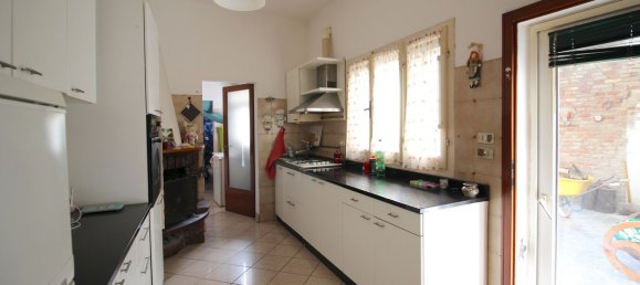 8غرفة منزل في Bagnacavallo, Italy رقم 83212 10