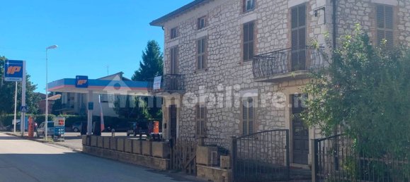 7 bedrooms Villa in Gualdo Cattaneo, Italy No. 303231 5