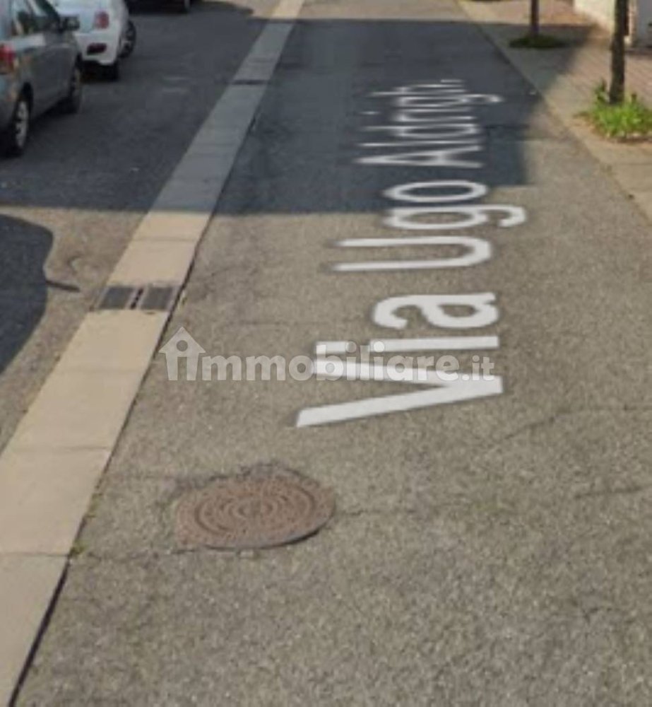  مرآب في Brescia, Italy 51متر مربع رقم 337638