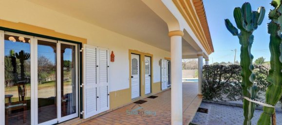 4 غرف نوم فيلا في Porches, Portugal رقم 337052 3