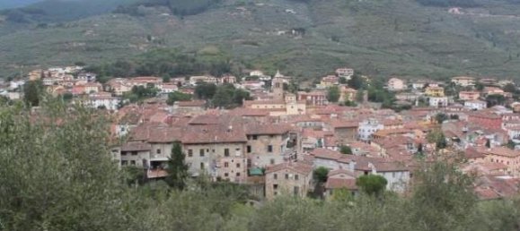 2 bedrooms House in Buti, Italy No. 253344 2