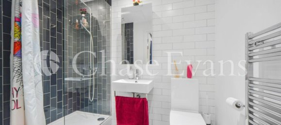 3 bedrooms House in Newham, United Kingdom No. 4322 18