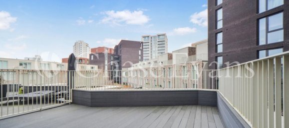 3 bedrooms House in Newham, United Kingdom No. 4322 28