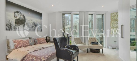 3 bedrooms House in Newham, United Kingdom No. 4322 8