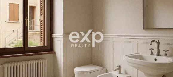 8 bedrooms House in Gargnano, Italy No. 260696 10