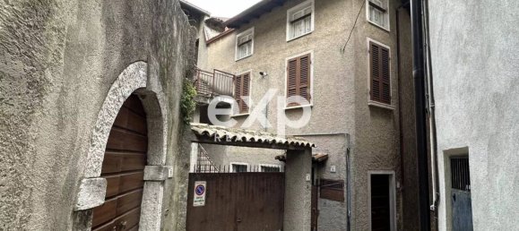 8 bedrooms House in Gargnano, Italy No. 260696 21