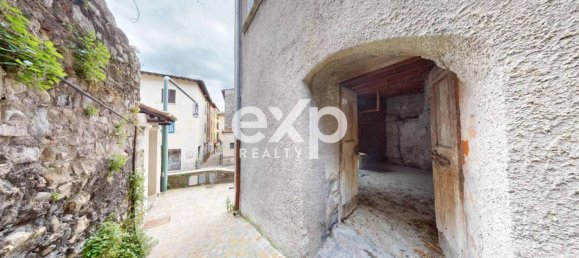 8 bedrooms House in Gargnano, Italy No. 260696 42