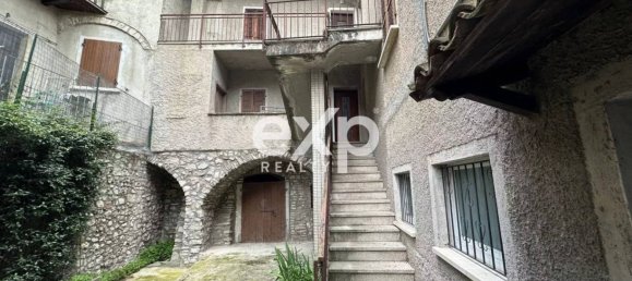 8 bedrooms House in Gargnano, Italy No. 260696 17