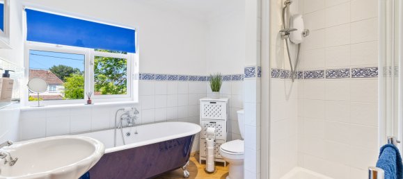 5 bedrooms House in Crawley, United Kingdom No. 1063 57