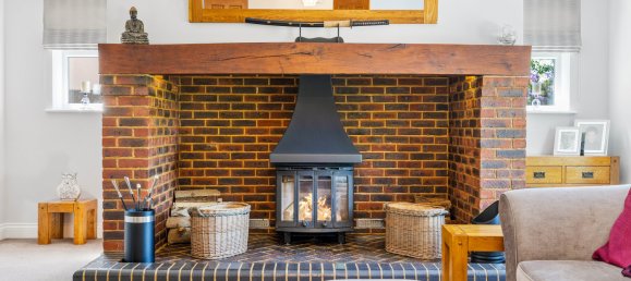 5 bedrooms House in Crawley, United Kingdom No. 1063 43