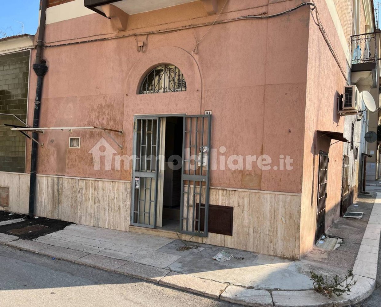 Квартира с 1 спальней в Фоджа, Италия № 111098