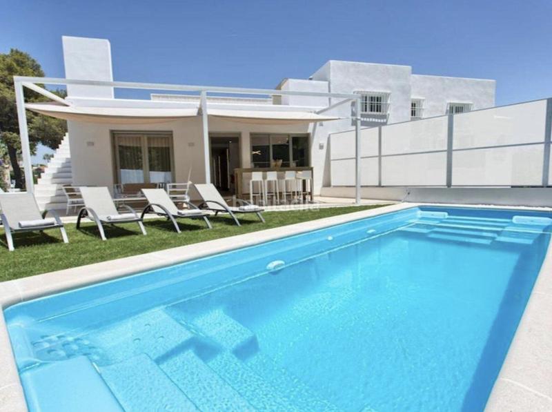 4 bedrooms Villa in Marbella, Spain No. 255395