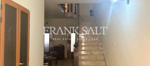 4 غرف نوم منزل في Mosta, Malta رقم 4922 3