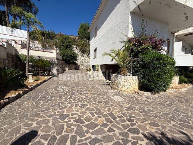 Apartamento T2 em San Felice Circeo, Italy N.º 264255