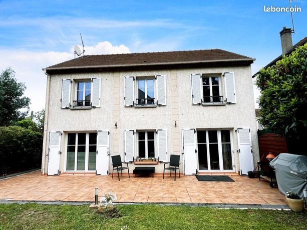 Casa T5 em Sannois, France N.º 359615